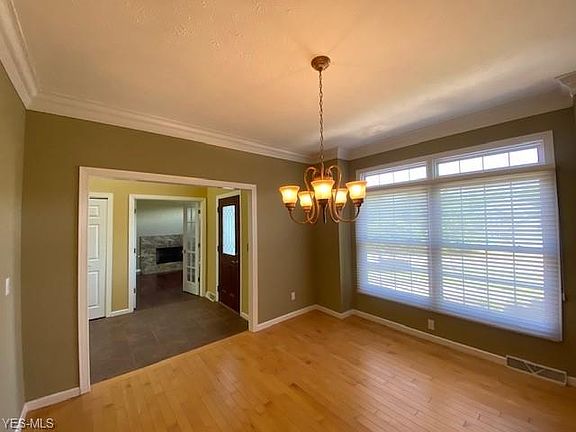4th image of 7491 Berkeley Ln