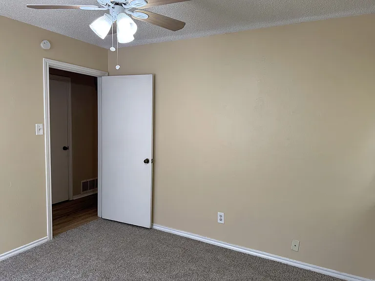 1706 Wisteria St — Photo 17