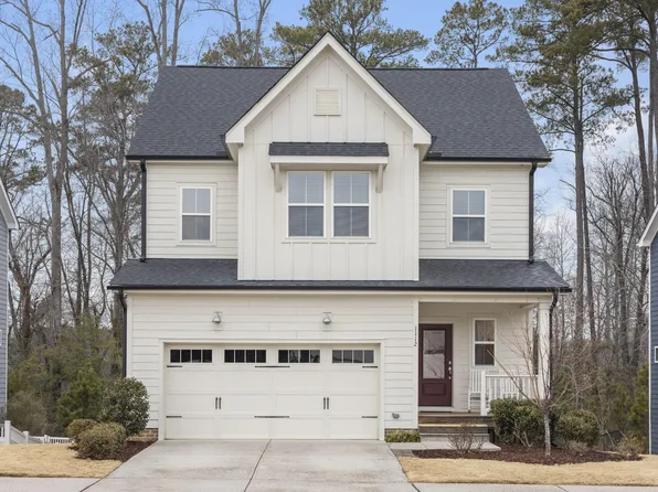 1112 Elk Falls Dr, Wendell, NC 27591