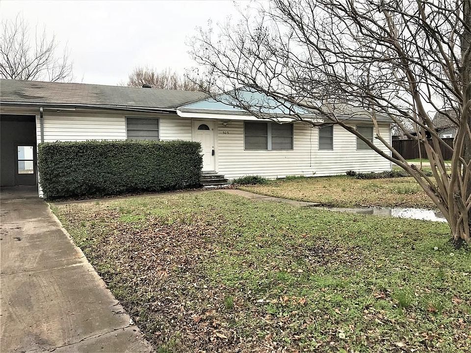 1st image of 509 Live Oak St