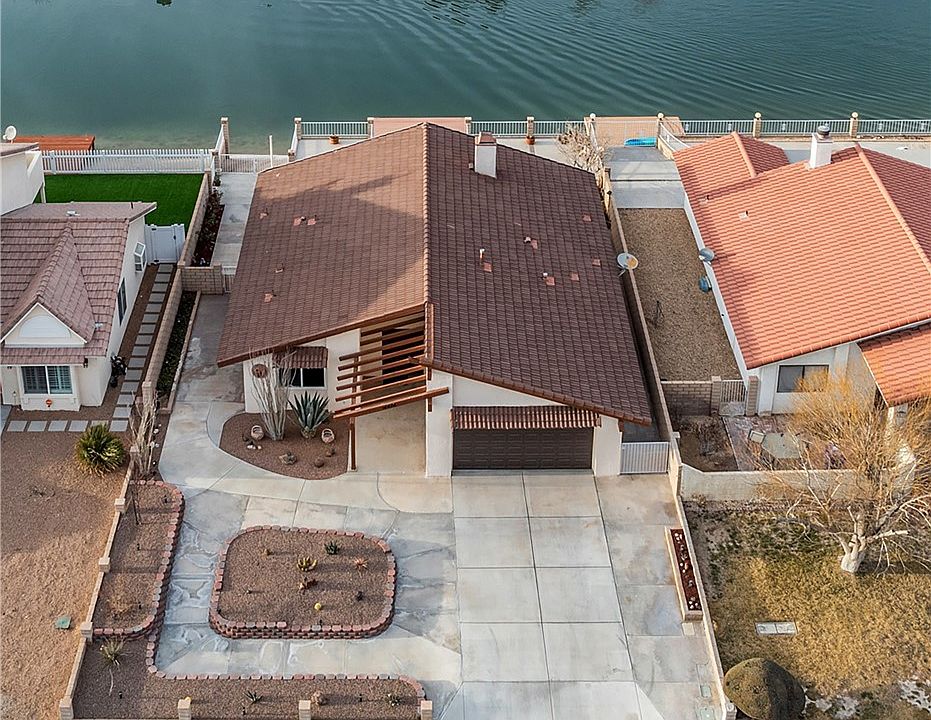 1st image of 14426 Jamaica Ln