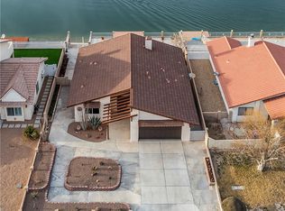 14426 Jamaica Ln, Helendale, CA 92342