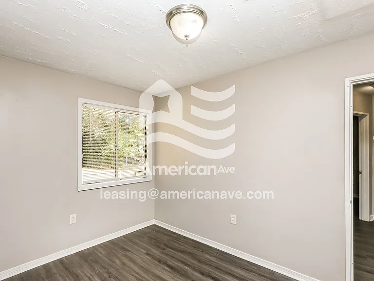 686839_010_wm_-_bedroom_13139014.jpg
