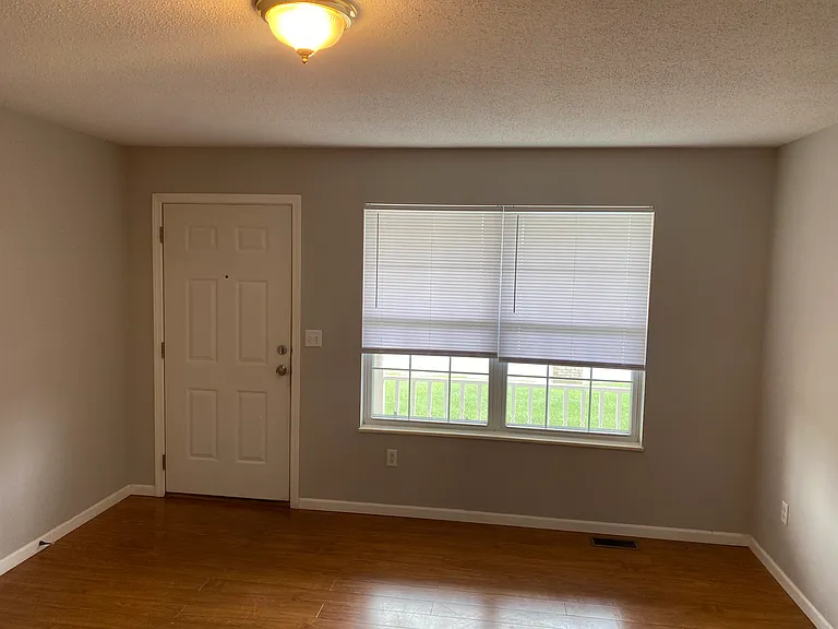 718 Christy Ln — Photo 3