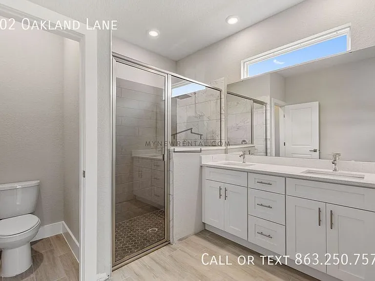 402 Oakland Ln — Photo 27