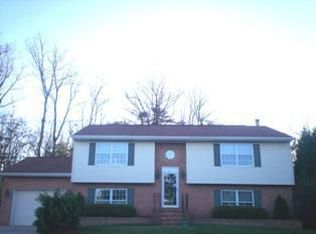 9240 Hines Estates Dr, Baltimore, MD 21234