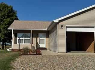 722 Elm St #A, Athens, MI 49011