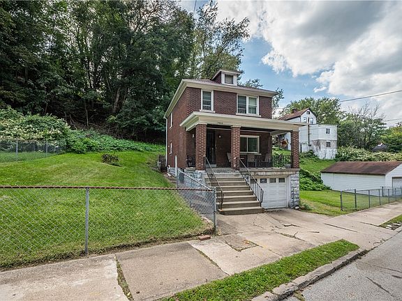 3rd image of 3225 Stafford St