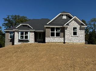 3544 Sunny Acres Dr, Hamilton, OH 45013