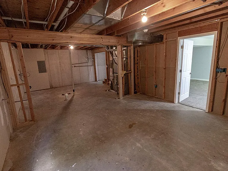 5318 Godas Cir — Photo 31