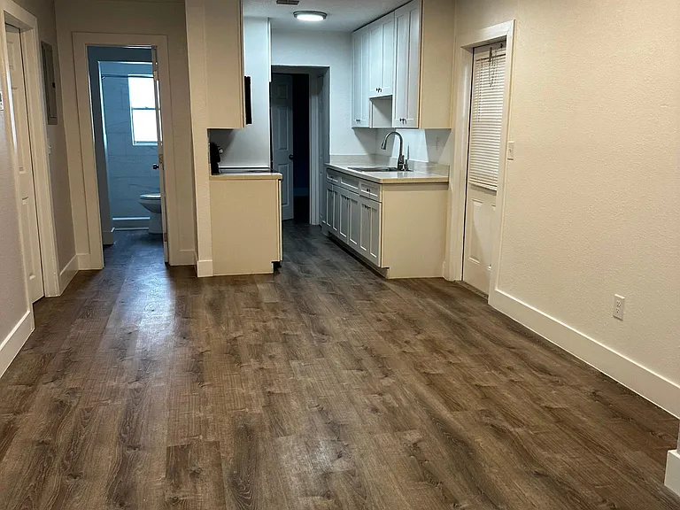 3315 SW 15th Ave — Photo 7