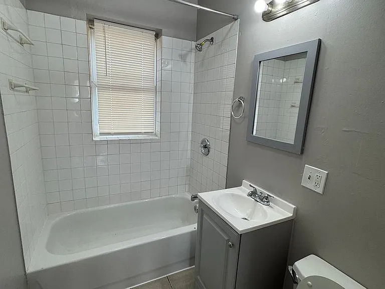 7801-03 S Marshfield Ave #1615-17 — Photo 37