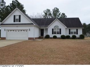 170 Triple Crown Dr, Raeford, NC 28376