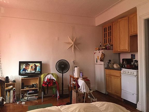 2nd image of 89 Crooke Ave APT 4E