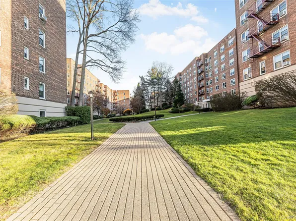 1300 Midland Avenue #C-73, Bronxville, NY 10704