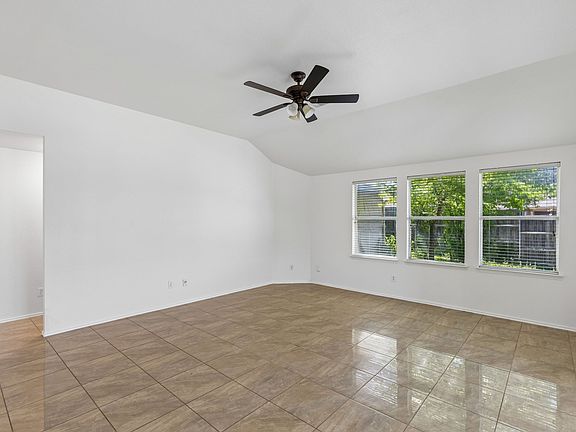 4th image of 13887 Valley Ranch Rd