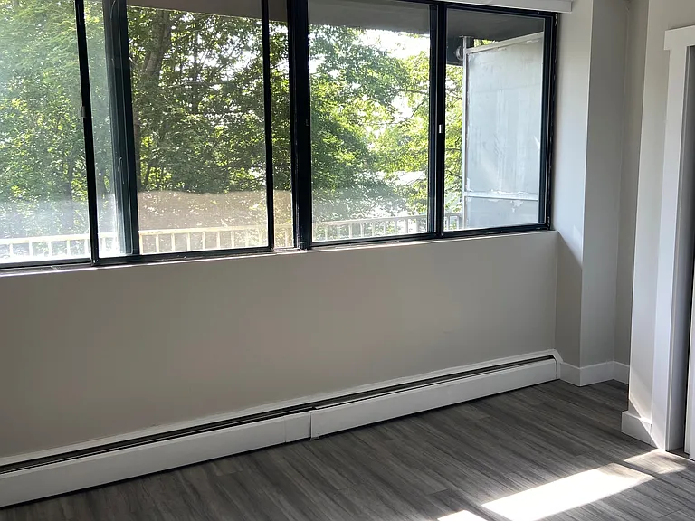 40 Rose St #102 — Photo 4