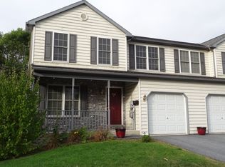 708 Main St, Denver, PA 17517