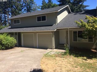 290 Coachman Dr, Eugene, OR 97405