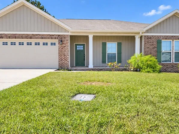111 Yarmouth Ct, Dothan, AL 36301
