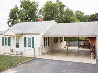 413 Betsy Bell Rd, Staunton, VA 24401