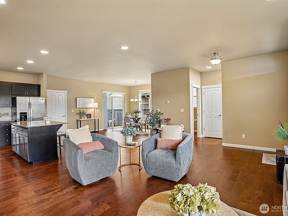 5th image of 18521 97th Avenue E
