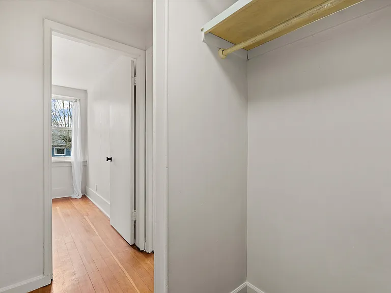 7015 N Greeley Ave #B — Photo 38