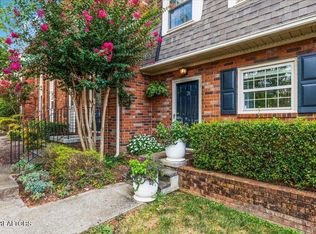 6527 Deane Hill Dr APT 31, Knoxville, TN 37919