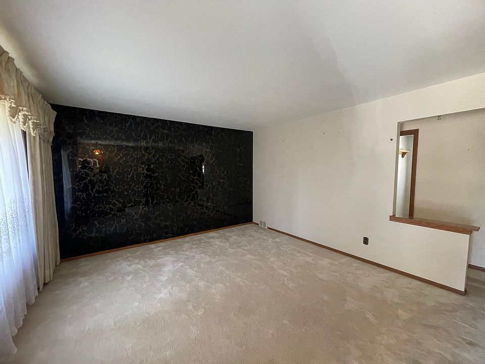 1st image of 27359 Liberty Dr