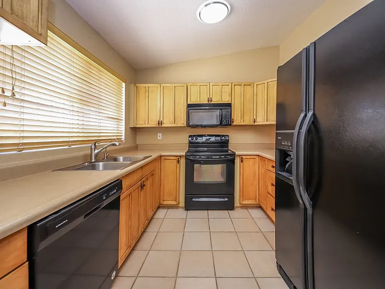 3080 W Placita De La Roseta — Photo 9