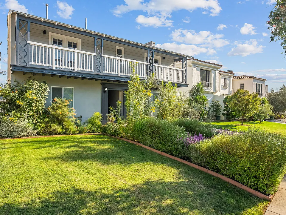 1238 S Burnside Ave #1238A