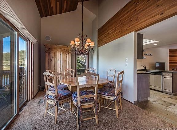 5th image of 1563 Lakeside Cir