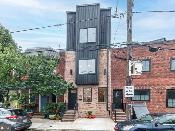 1122 Dickinson St, Philadelphia, PA 19147