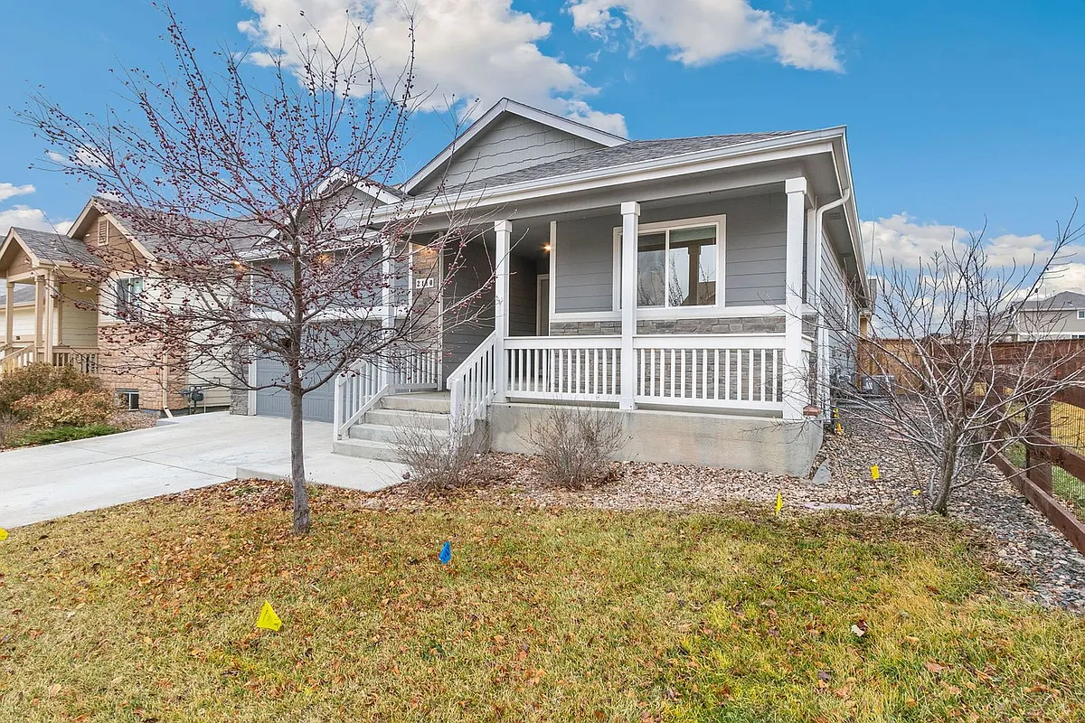 Building Photo - 2110 Peach Blossom Dr