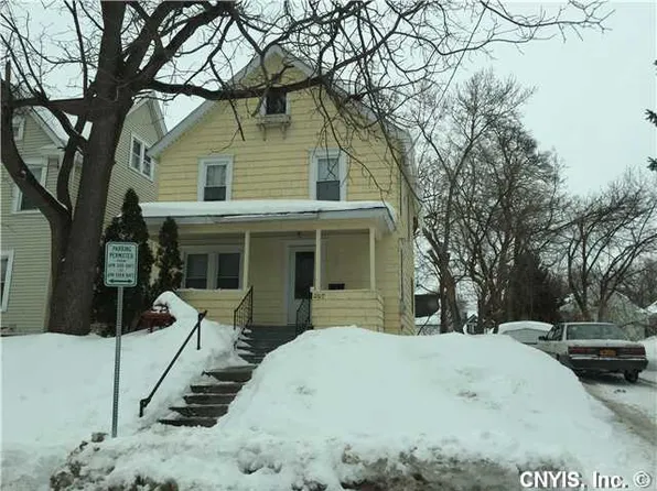 207 Mariposa St, Syracuse, NY 13206