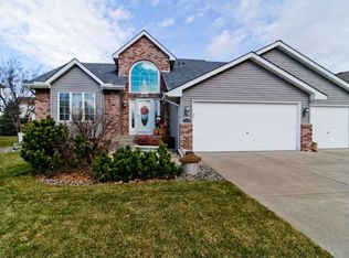 11189 Hillsboro Ave N, Champlin, MN 55316