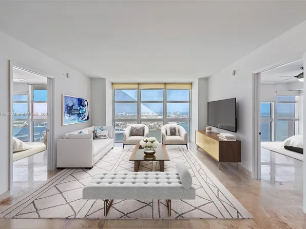 50 Biscayne Blvd #4106, Miami, FL 33131