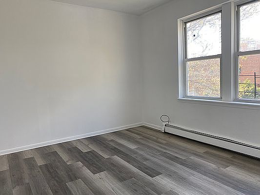 5th image of 169-12 Crocheron Ave Floor 2