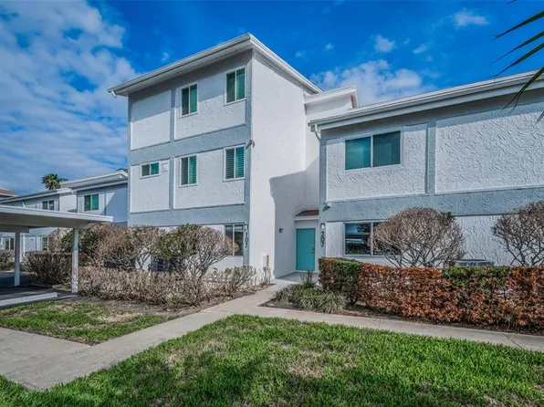 1451 Gulf Blvd APT 207, Clearwater, FL 33767