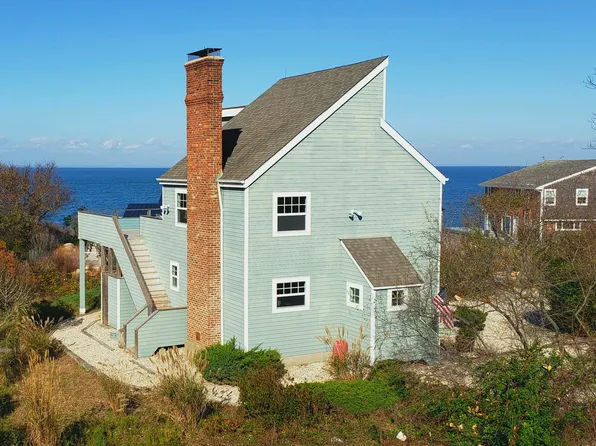 46 Captain Kidds Path, Montauk, NY 11954