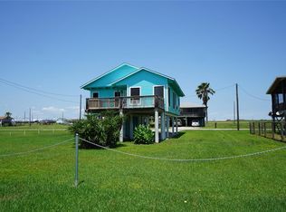 907 Monument Dr, Surfside Beach, TX 77541