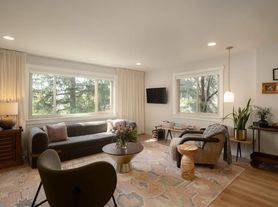 10 Truitt Ln, Oakland, CA