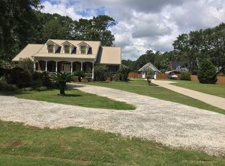 10105 Pineview Dr, Foley, AL 36535