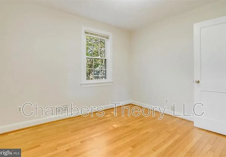 530 N Nelson St #1 — Photo 12