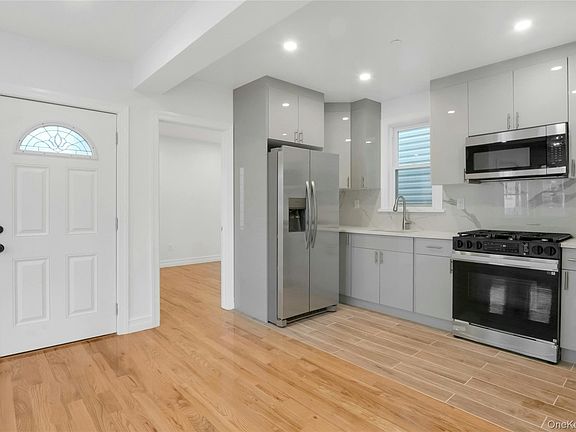 5th image of 25 Walnut Street