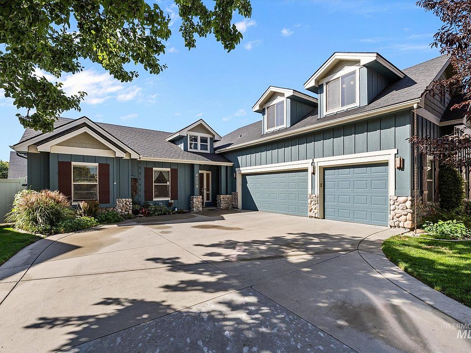 1st image of 4175 N Black Canyon Pl