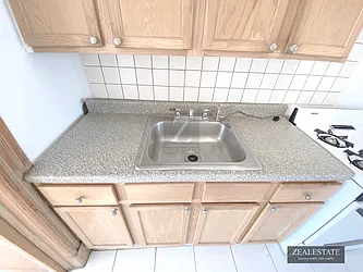 Rented by ZealEstate Group Inc