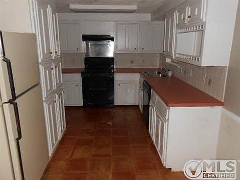 4th image of 1921 Devonshire Dr