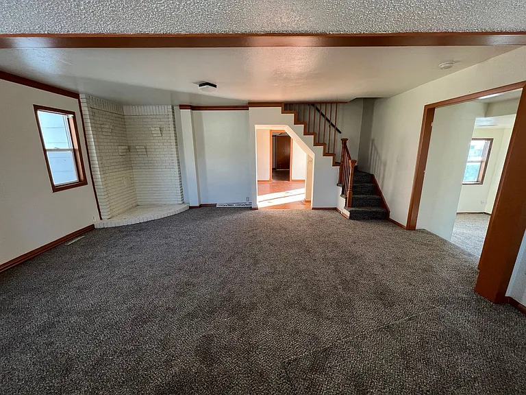 1216 Harrison Ave — Photo 4