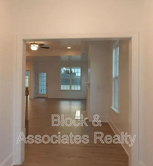 2940 Thurman Dairy Loop — Photo 2
